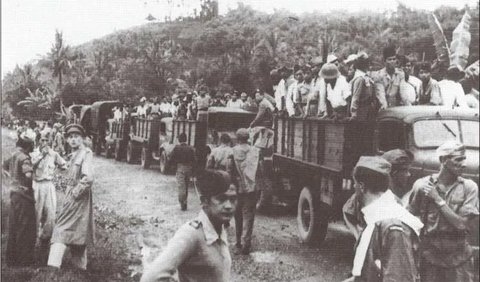 Pasukan FDR/PKI mundur dari Madiun, namun mereka meneruskan perang gerilya.