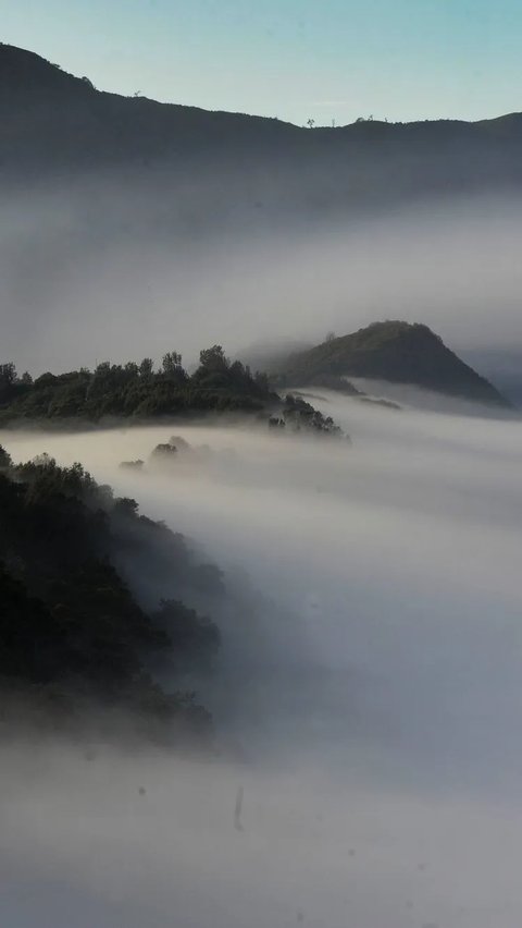 Mengintip Keindahan Kaldera Bromo