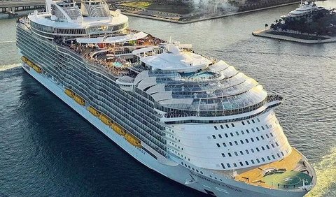 2. Symphony of the Seas