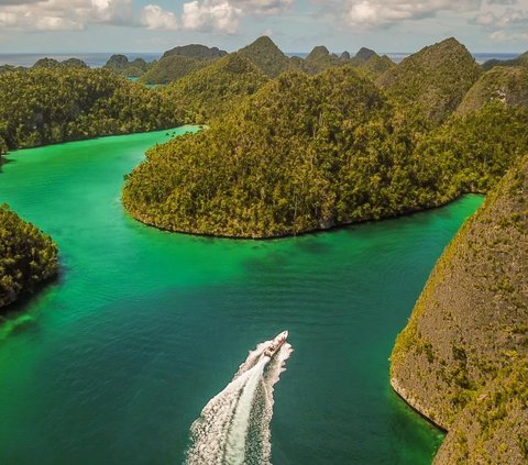 Surga Kecil di Papua