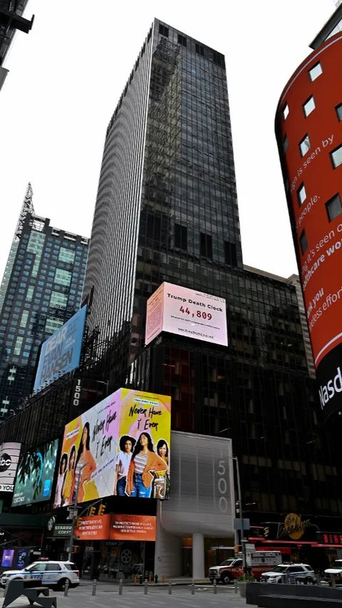 Ilmuwan memperkirakan bobot 1.084.954 bangunan di lima kawasan New York City sama dengan 1,68 triliun pound atau 762 miliar kilogram yang tersebar di wilayah seluas 778 kilometer persegi.