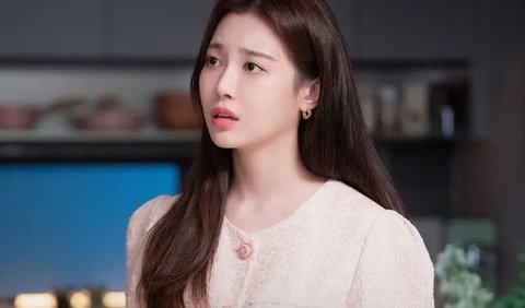 8. Yura Girl's Day<br /><br />Member Girl's Day yang memiliki nama asli Kim Ah Young ini memerankan seorang aktris egois di drama Radio Romance.