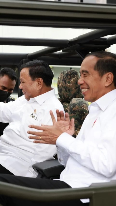 Partai Gerindra pasang badan bela Jokowi. Bagi Gerindra, pengakuan Jokowi cawe-cawe di Pilpres 2024 tidak salah.