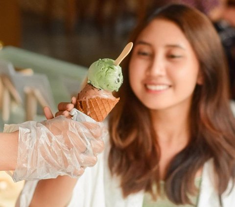 Tak jauh dari Tugu Jogja dan Pasar Kranggan, kamu bisa menemukan kafe gelato pertama di Yogyakarta yaitu Milk by Artemy.