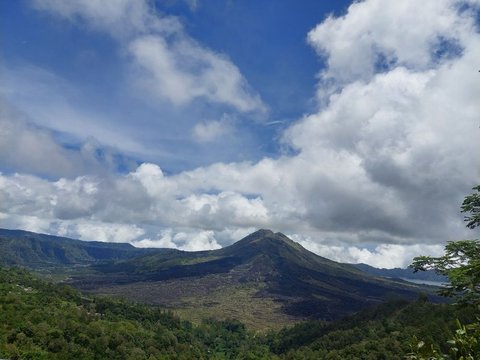 Deretan Gunung Tertinggi di Bali, Sudah Pernah Mendakinya?