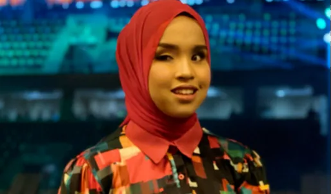 Sosok penyanyi tunanetra berusia 17 tahun itu menyentuh hati para pendengar dan juri hingga membuat Simon Cowell memberikan Golden Buzzer.