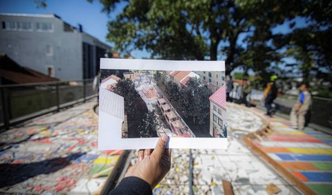 Kota Bandung, Jawa Barat masih berbenah untuk meningkatkan potensi pariwisata kekinian. Saat ini pemerintah kota tengah menggenjot pembangunan Teras Cihampelas dengan konsep menarik. <br /><br />Nantinya akan ada sejumlah ruang untuk pecinta fesyen sampai penyuka sejarah kota kembang.