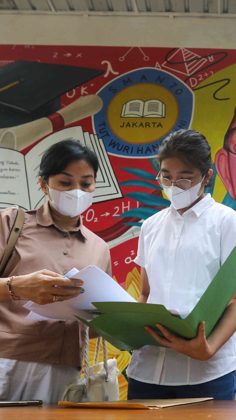 Untuk menghitung nilai akhir calon peserta didik baru yang ingin mendaftar PPDB bisa mengakses link https://sidanira.jakarta.go.id/simulasiprestasi2