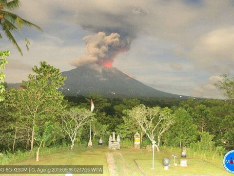 Larangan Naik Gunung di Bali