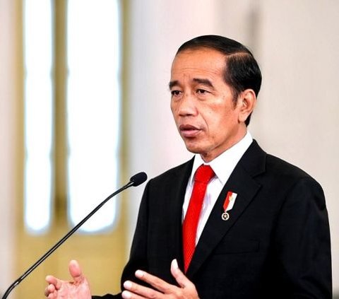 JOKOWI: BIROKRASI JANGAN BERBELIT DENGAN TUMPUKAN KERTAS