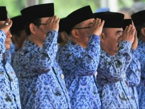 JOKOWI: BIROKRASI JANGAN BERBELIT DENGAN TUMPUKAN KERTAS