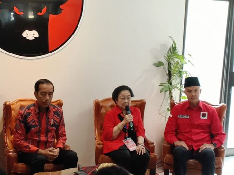 Ganjar mencontohkan, nyali Jokowi ditunjukkan dengan mengambil alih mayoritas saham dari PT Freeport.