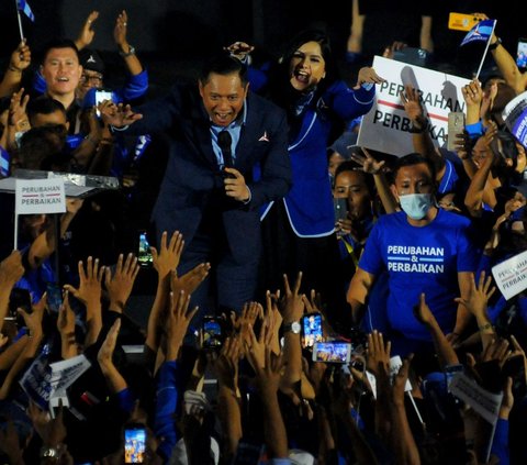 Nasib Agus Harimurti Yudhoyono (AHY) sebagai ketua umum Partai Demokrat belum aman. Sebab, peninjauan kembali (PK) yang diajukan Moeldoko Cs kepada Mahkamah Agung belum diputuskan.