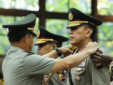 KKB Dari Atas Bukit Menembaki Pasukan TNI dan Polri