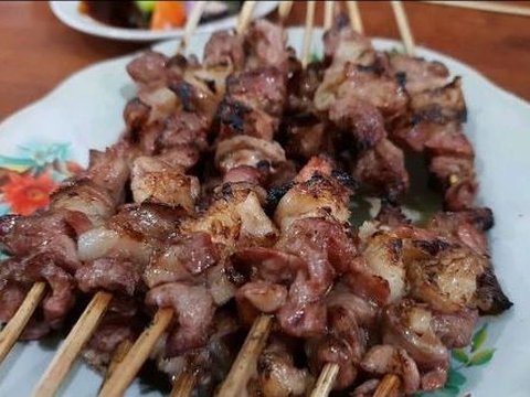 Mencicipi Lezatnya Sate Tegal, Terbuat dari Daging Kambing Muda