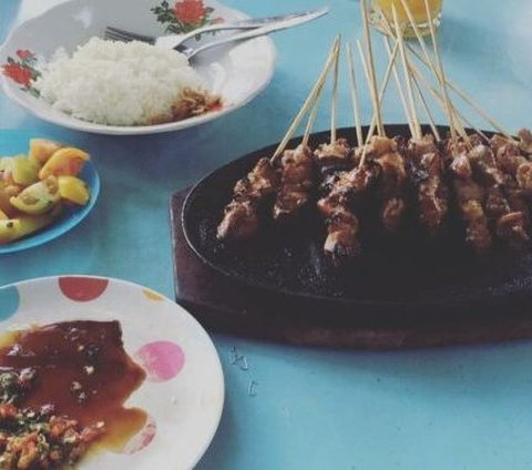 Mencicipi Lezatnya Sate Tegal, Terbuat dari Daging Kambing Muda