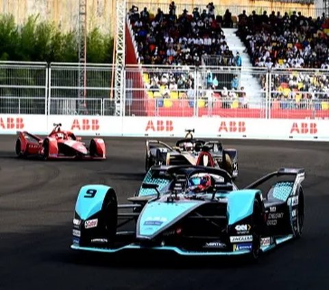 Berbeda dengan tahun lalu, Formula e Jakarta atau Jakarta e-Prix 2023 digelar dua race pada Sabtu-Ahad (3-4 Juni) di Sirkuit Jakarta Internasional EPrix, Ancol, Jakarta Utara.