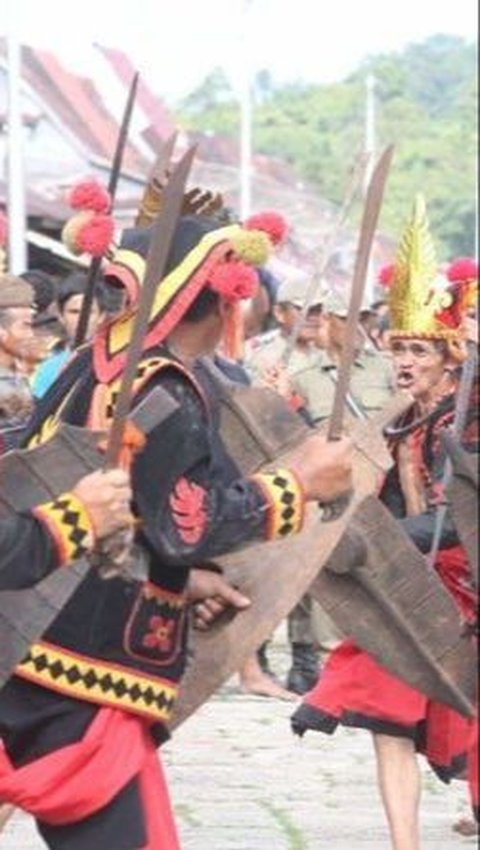 Famasulo, Tradisi Gotong Royong Antar Warga dari Nias