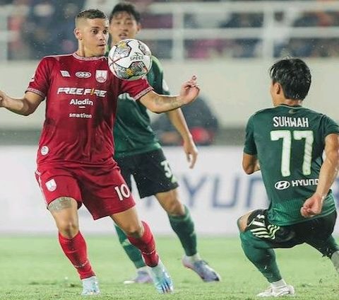 Pertandingan antara Persis melawan Persebaya merupakan rangkaian persiapan kedua tim dalam menyambut musim baru Liga 1 2023-2024. Pertandingan itu akan disiarkan Stasiun TV Indosiar pada pukul 19.00