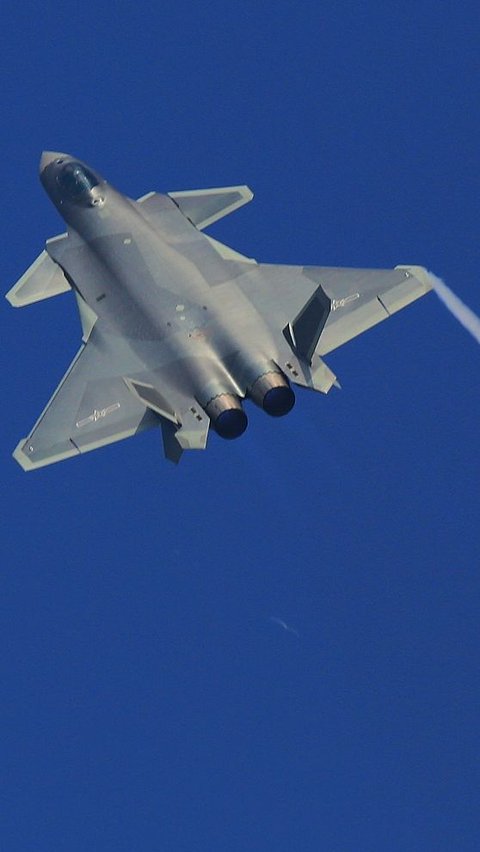 Chengdu J-20 Mighty Dragon