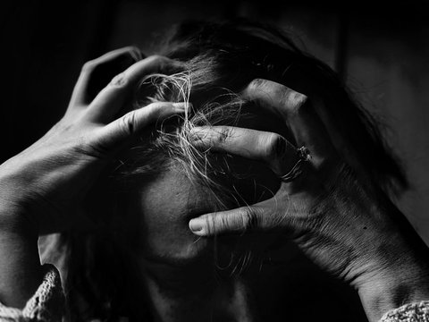 Cara Mengatasi Penyakit Bipolar Disorder