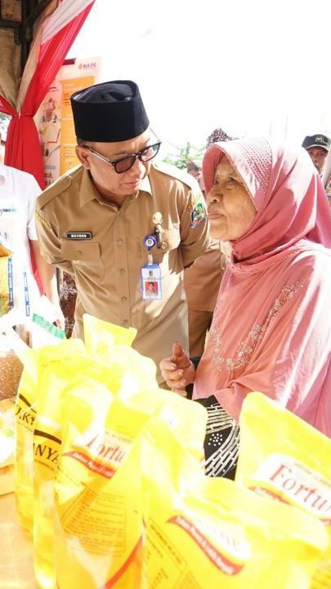 Pasar pangan murah merupakan bagian dari program nasional Gerakan Pangan Murah (GPM)