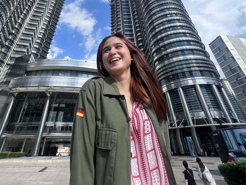 Jalani Syuting, Intip Potret Tissa Biani di Kuala Lumpur