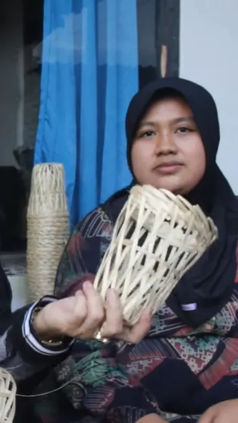 Bongsang atau wadah dari anyaman bambu.