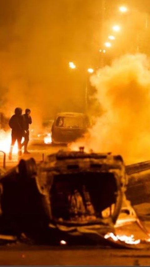 Kerusuhan Semakin Meluas di Prancis Setelah Polisi Tembak Mati Seorang Pemuda di Lampu Merah