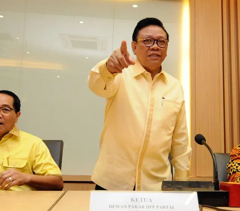 Dewan Pakar Partai Golkar menggelar rapat untuk membahas urusan Pemilu 2024. Rapat itu digelar di Kediaman Ketua Dewan Pakar Golkar Agung Laksono, Jakarta Timur pada Minggu kemarin (9/7).