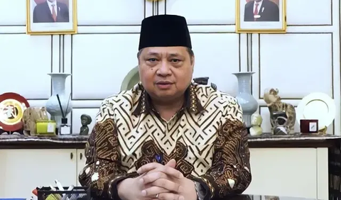 Ketua Umum Golkar Airlangga Hartarto menepis jika agenda Dewan Pakar itu untuk melengserkannya sebagai pemimpin Golkar.