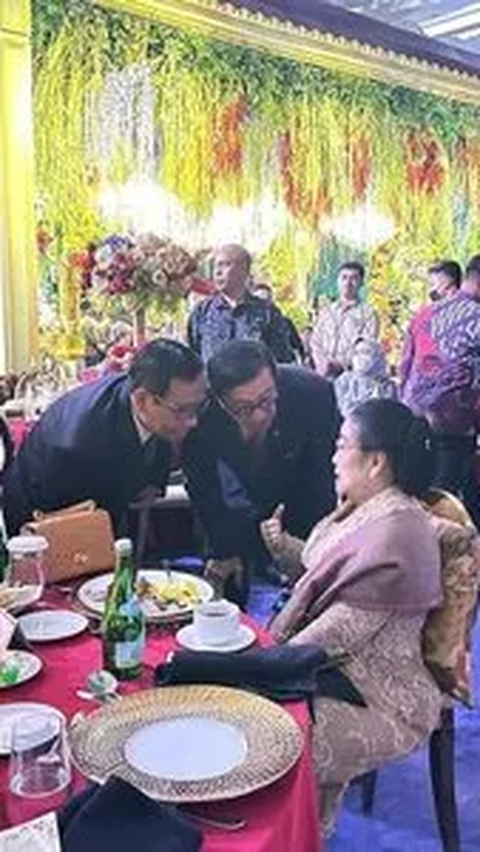 Mahfud MD Ungkap Pesan Penting Megawati saat 'Dibisiki'