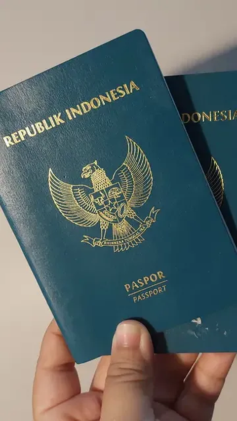 Kemenkumham Dalami Pengakuan WN Australia  'Dipalak' Rp15 Juta & Diinterogasi Imigrasi Bali karena Paspor Kotor