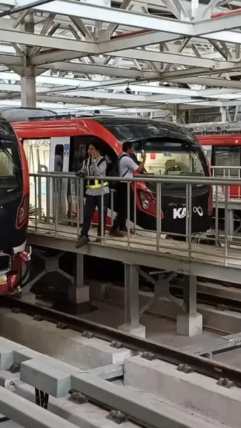 Uji coba akan dilakukan sampai 15 Agustus 2023. LRT Jabodebek resmi beroperasi komersial pada 17 Agustus 2023.