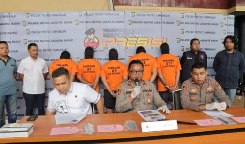 Akibat kejadian itu, Adhi mengatakan, penyidik dibawah pimpinan kanit reskrim Kompol Roland Olaf Ferdinan awalnya menangkap tersangka EP di kawasan Teluk Gong.