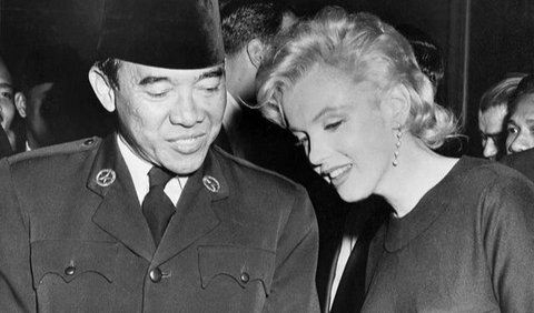 Potret Soekarno Bersama Penyanyi Amerika Serikat, Marilyn Monroe