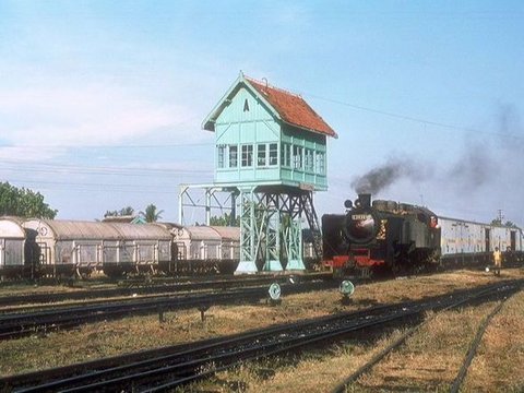 Potret Stasiun Kertosono Pada 1980