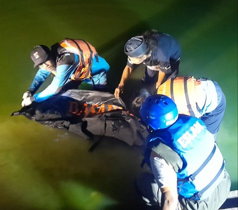 Danau di Perumahan Bekasi 'Makan' Korban, 2 Bocah Tenggelam Saat Renang & Ditemukan Tewas