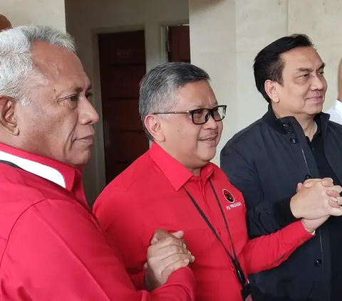 Dalam pertemuan yang berlangsung selama 1 jam tersebut, Effendi mengklarifikasi ucapannya terkait dukungan untuk Prabowo