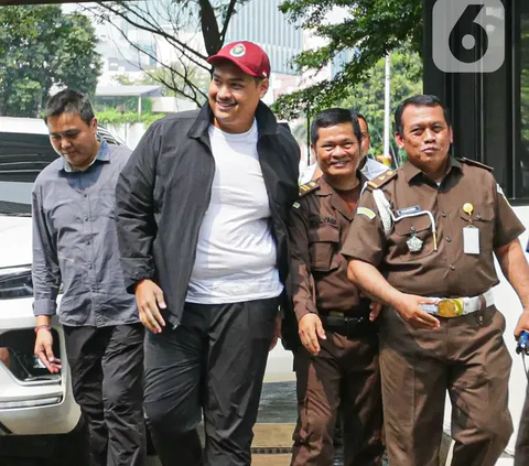 Politikus muda Partai Golkar ini mengaku telah memberikan semua keterangan terkait dugaan menerima aliran dana Rp27 miliar terkait korupsi BTS Kominfo selama dua jam diperiksa penyidik Kejagung.