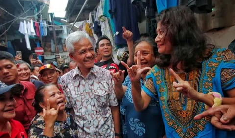 Namun, di sisi lain, Ray melihat, dua kekuatan Ganjar ini justru tampak memudar dari waktu ke waktu.