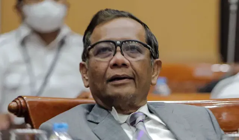 Menko Polhukam Mahfud MD bicara soal temuan ratusan rekening yang berkaitan dengan Pondok Pesantren Al Zaytun maupun Panji Gumilang.