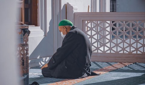 Qodho Sholat Fardhu, Hukumnya Wajib