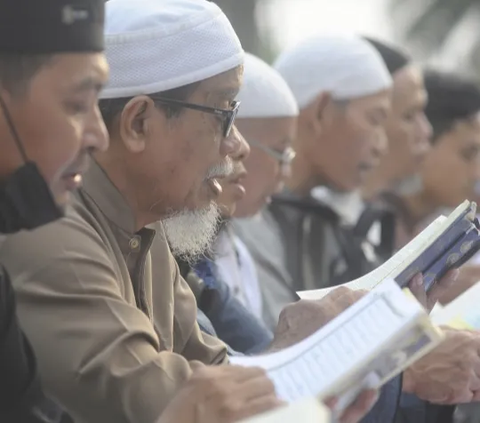 Muslim Swedia Ramai-Ramai Baca Alquran sebagai Bentuk Protes Pembakaran Kitab Suci