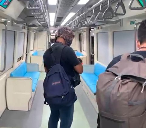 Uji Coba LRT Jabodebek Hari Ini Sepi, Menhub Budi: Terbatas untuk Undangan