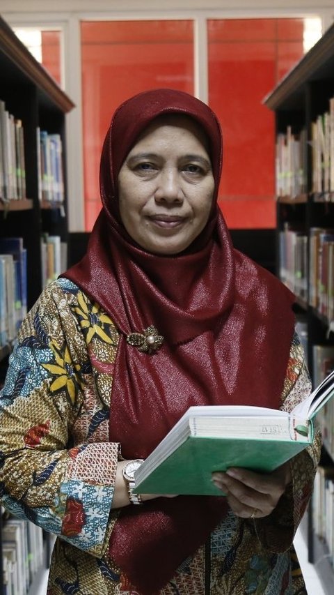 Pakar dari Universitas Muhammadiyah Malang (UMM), Prof Dr drh Lili Zalizar MS  mengatakan bahwa penyakit antraks sulit diberantas karena ditularkan melalui spora yang bertahan di tanah selama bertahun-tahun. Karena itu, wabah ini bukan yang pertama terjadi di Yogyakarta.