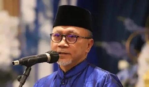 Zulhas menyebut dengan bertransformasinya PAN menjadi partai yang terbuka diharapkan bisa membuat suasana di masyarakat semakin sejuk, khususnya antara NU dan Muhammadiyah.