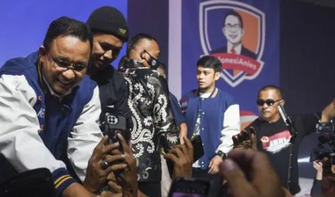 Ali menjelaskan, pihaknya tengah menunggu Anies menggunakan mandat yang diberikan oleh NasDem, PKS, Demokrat untuk mekukan komunikasi politik dengan tokoh-tokoh potensial.