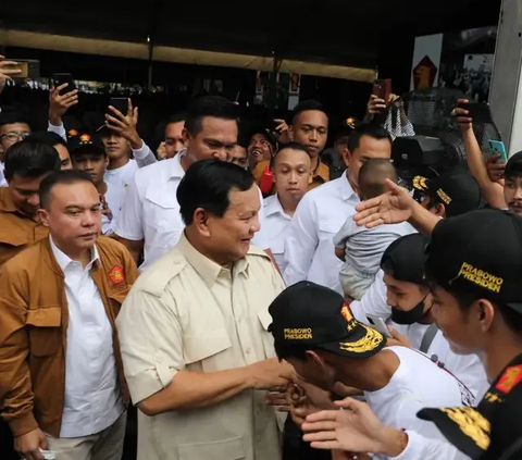 Partai Gerindra Sumut juga menyebut sosok Jokowi dan Prabowo yang ada di dalam sebuah baliho menunjukkan makna hubungan baik antara kedua tokoh tersebut.<br /><br />Kontributor Makassar dan Medan: Ihwan Fajar dan Anugrah Andriansyah