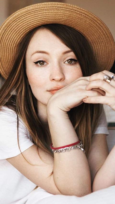 5. Emily Browning